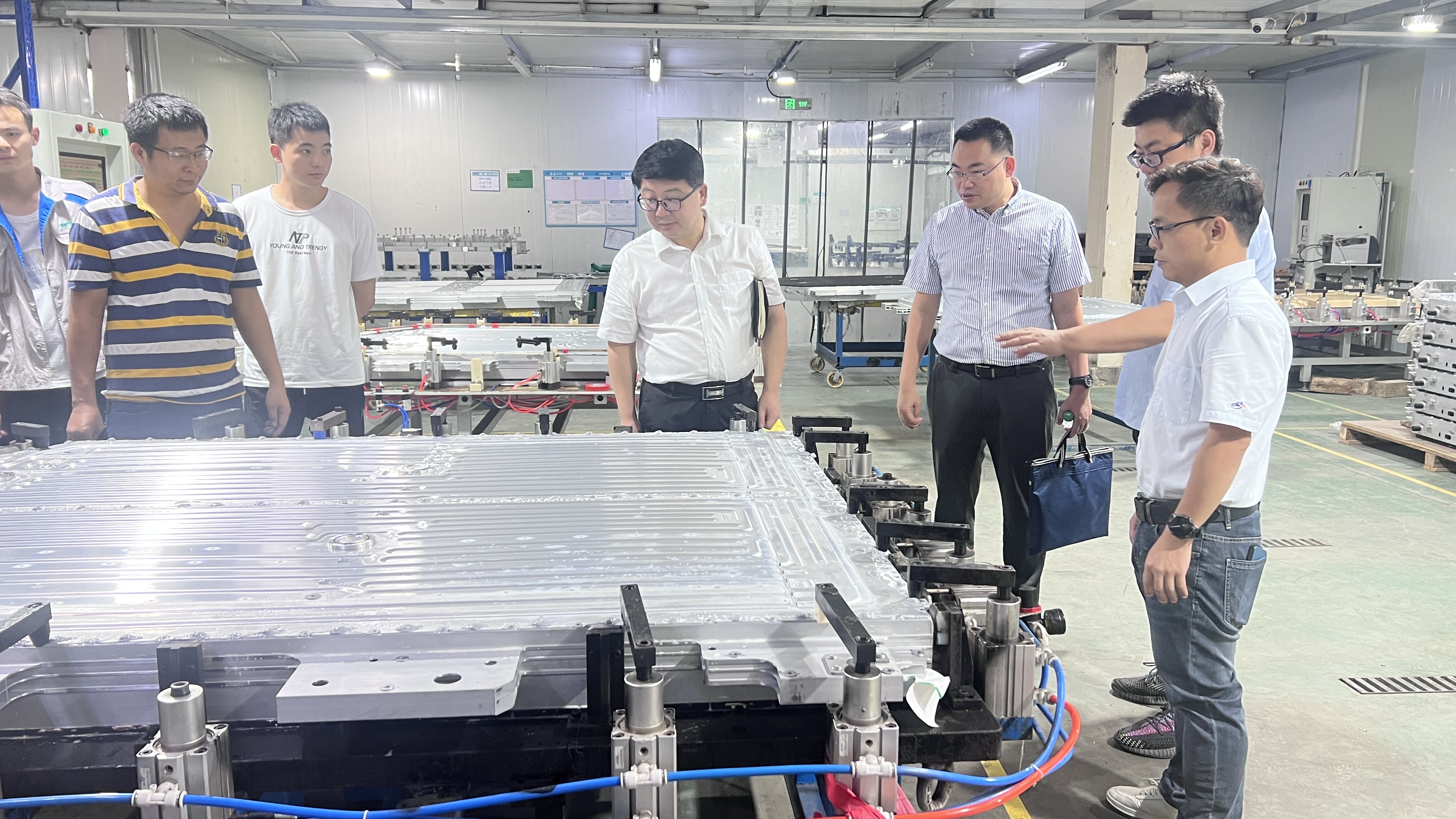 董海波到巨石能源實地調(diào)研